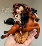 Devojcica-na-konju-figura-od-fondana