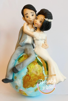 Mladenci-na-planeti-figura-od-fondana-za-mladenacku-tortu